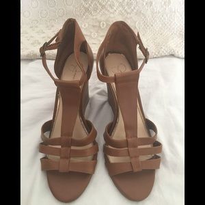 7.5, Jessica Simpson Brown Wedges.